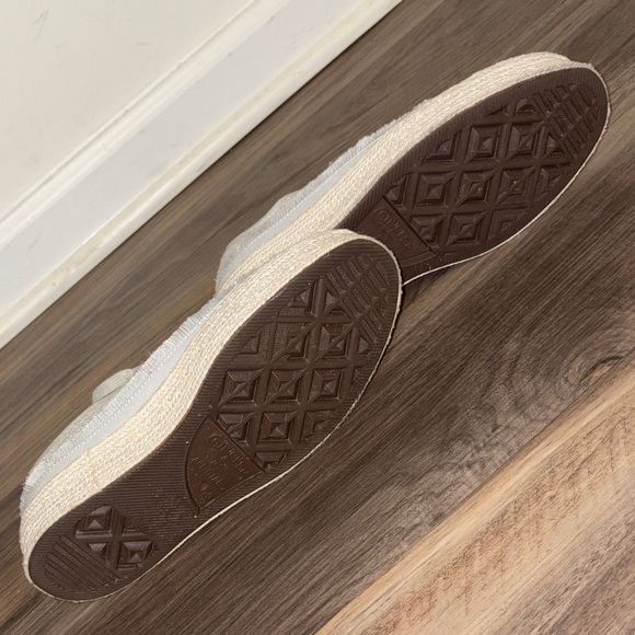 Converse Women's Cream Platform Sneakers - Picture 4 of 6